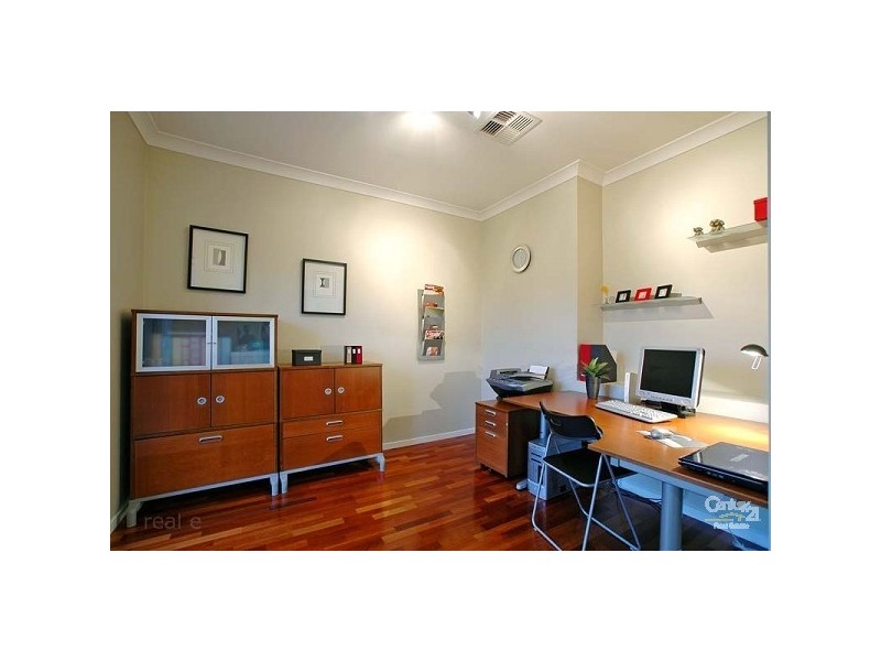 28 Gale Street, Redcliffe QLD 4020