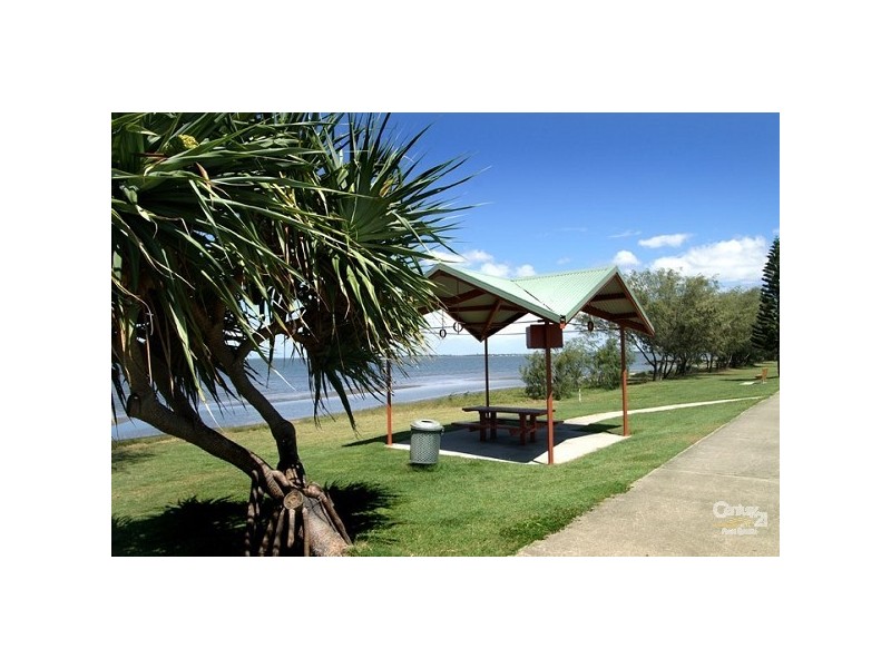 25 Cornelius St, Clontarf QLD 4019