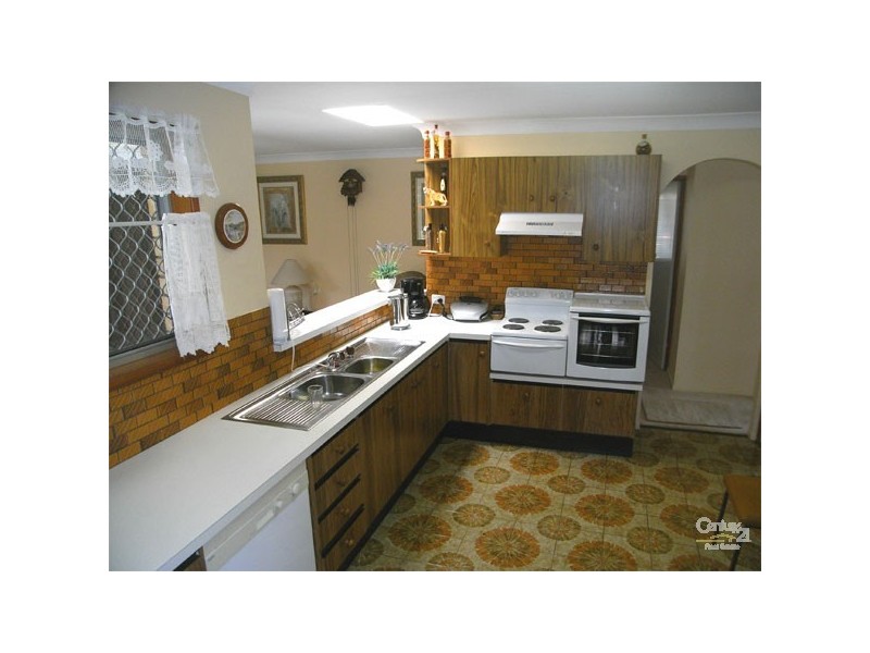 4 Barossa Street, Kippa-ring QLD 4021