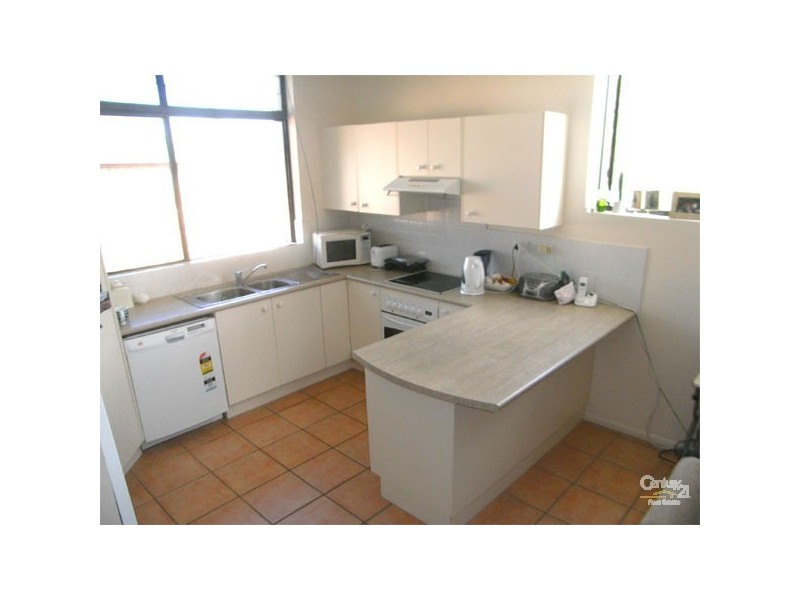 6/6 Peterson Street, Scarborough QLD 4020