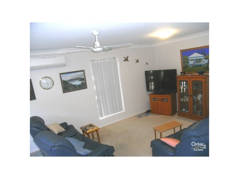 2/22 Dunns Terrace, Scarborough QLD 4020