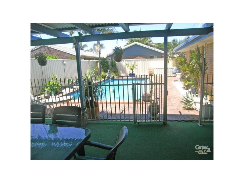 2 Alison Court, Kippa-ring QLD 4021