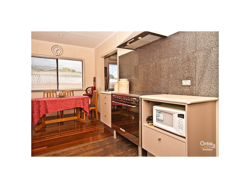 10 Watson Street, Clontarf QLD 4019