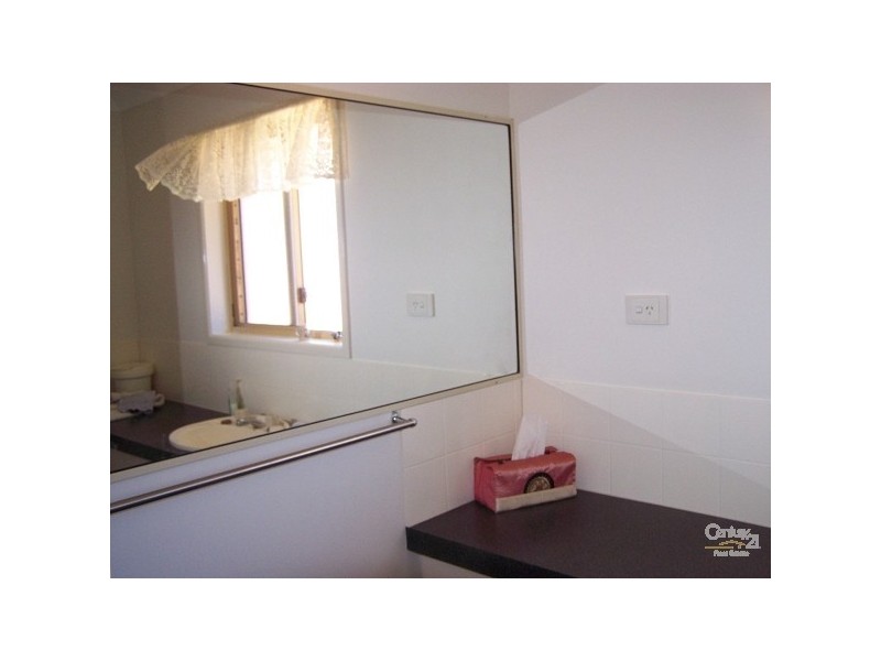 5/2a Landsborough Avenue, Scarborough, Scarborough QLD 4020