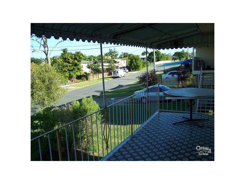 11 Duke Street, Clontarf QLD 4019