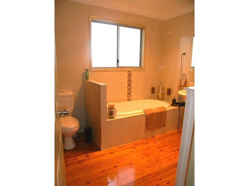 23 Kroll Street, Kippa-ring QLD 4021