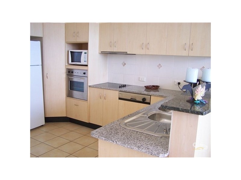 23/94 Prince Edward Parade, Redcliffe QLD 4020