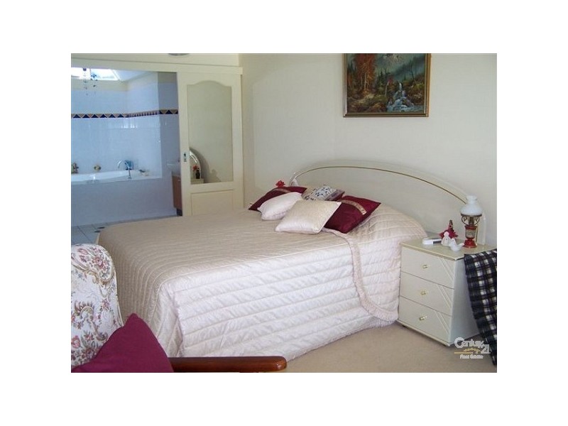 23/94 Prince Edward Parade, Redcliffe QLD 4020