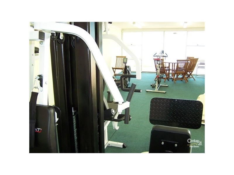 23/94 Prince Edward Parade, Redcliffe QLD 4020