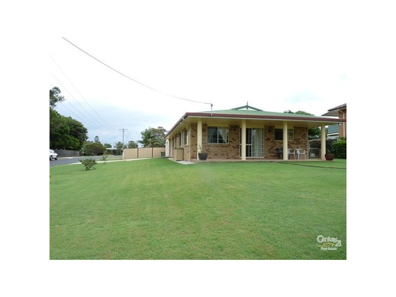 114 Bishop Road, Beachmere QLD 4510