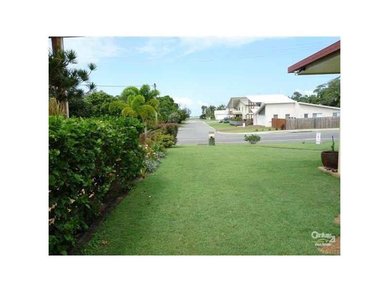 114 Bishop Road, Beachmere QLD 4510