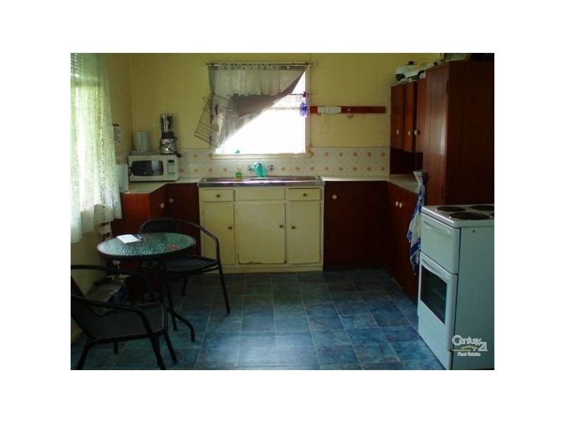 17 Kroll Street, Kippa-ring QLD 4021