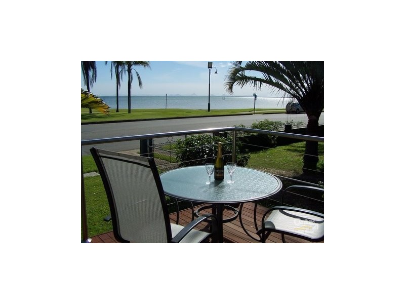 28 Oyster Point Esp, Scarborough QLD 4020