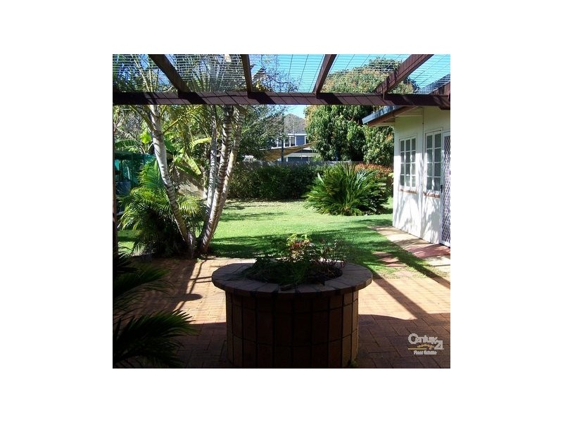 28 Oyster Point Esp, Scarborough QLD 4020