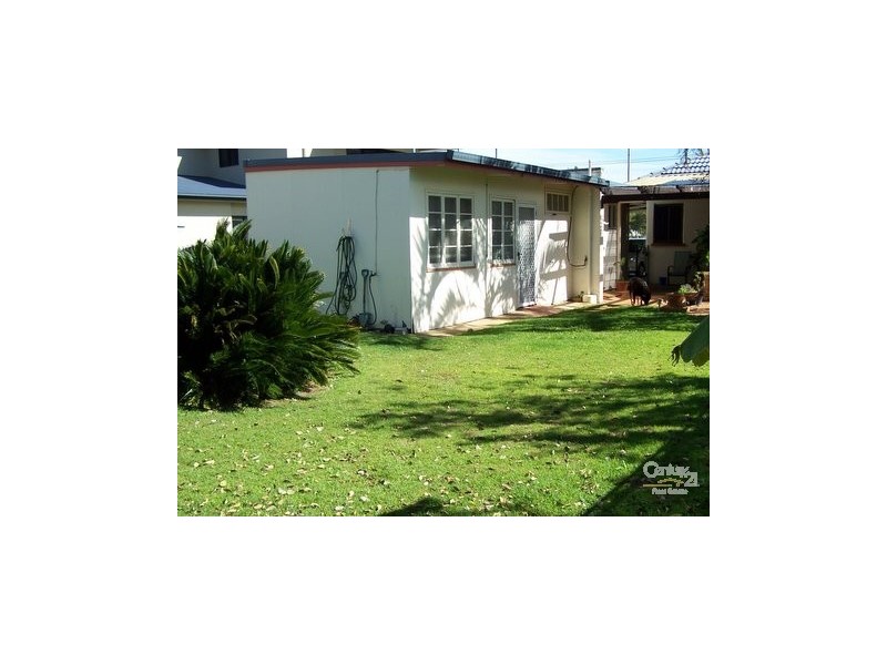 28 Oyster Point Esp, Scarborough QLD 4020