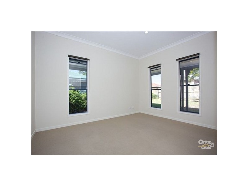 4 Cutts Street, Margate QLD 4019