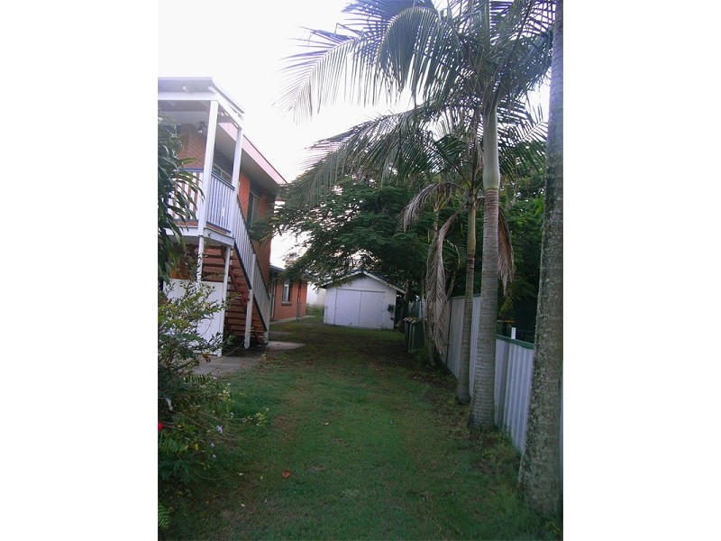 8 Lane Street, Clontarf QLD 4019