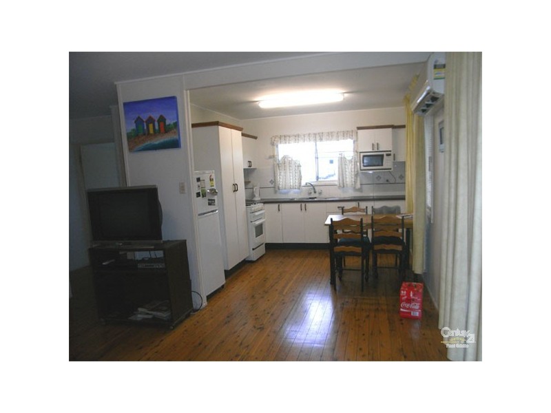 8 Lane Street, Clontarf QLD 4019