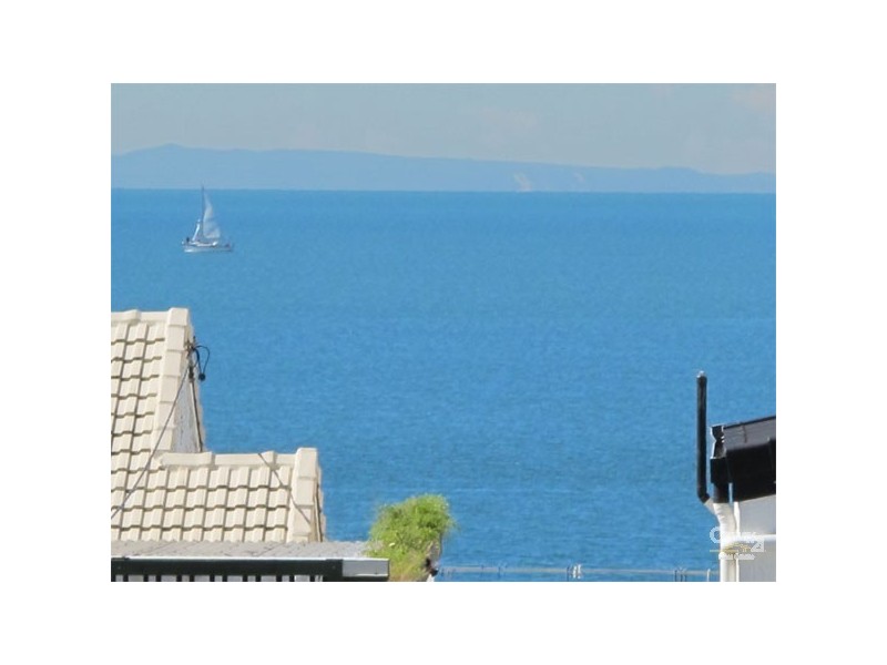 71 Prince Edward Parade, Redcliffe QLD 4020