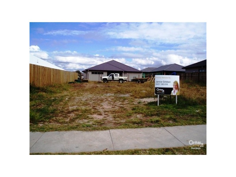 5 Montgomerie Parade, North Lakes QLD 4509