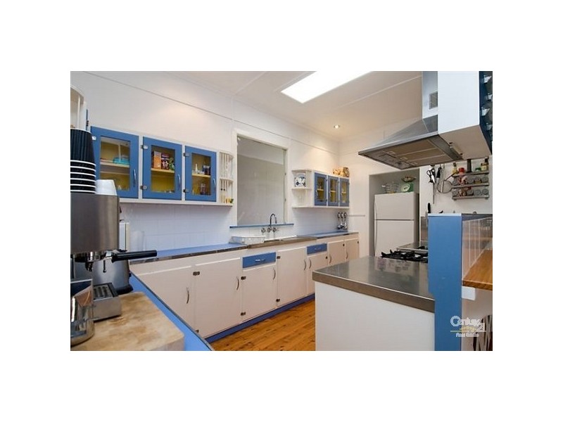 69 Fernlea Avenue, Scarborough QLD 4020