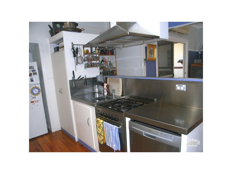 69 Fernlea Avenue, Scarborough QLD 4020