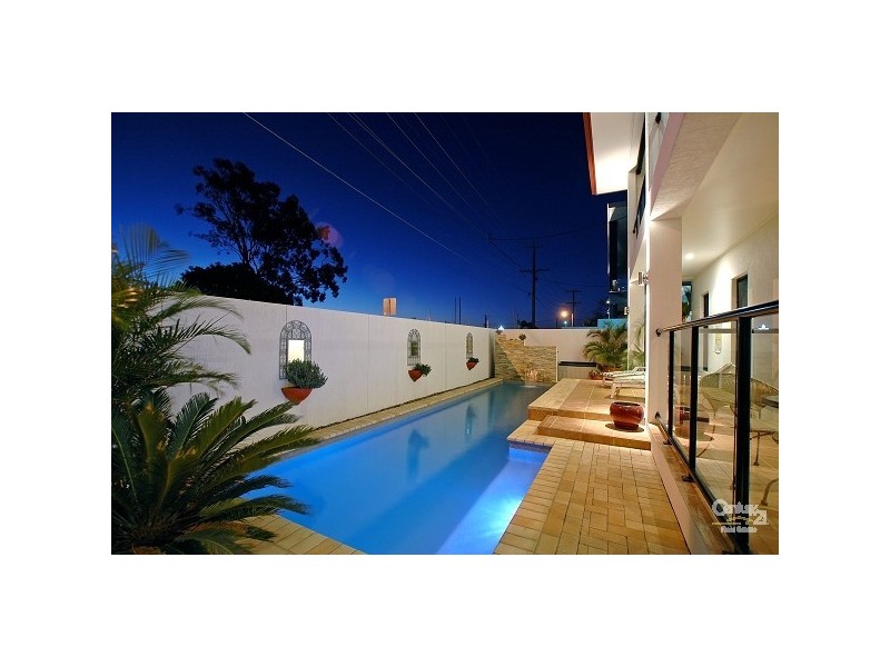 80 Oyster Point Esplanade Scarborough, Scarborough QLD 4020