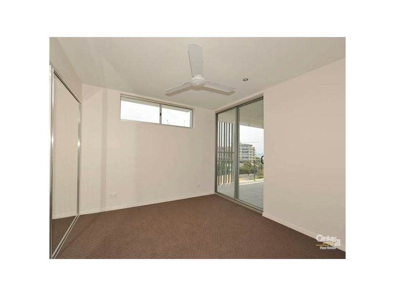 18/75 Sutton Street, Redcliffe QLD 4020