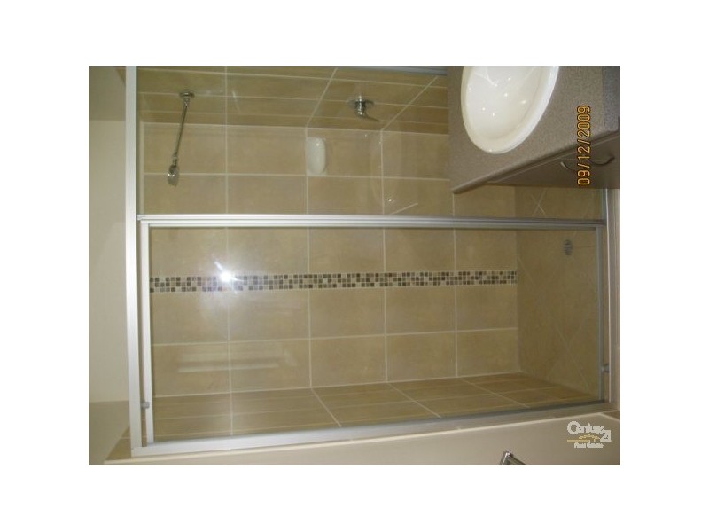 24 Waterlilly Ct, Rothwell QLD 4022