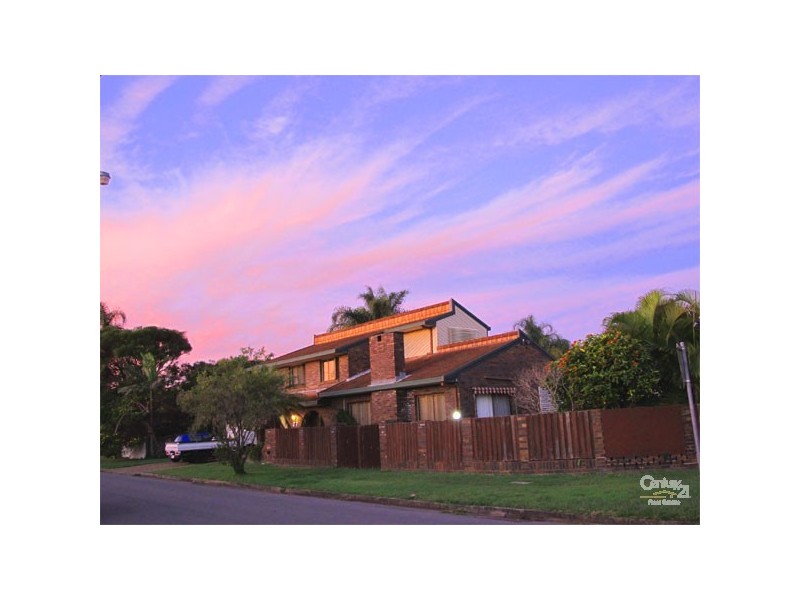 27 Shea Street, Scarborough QLD 4020