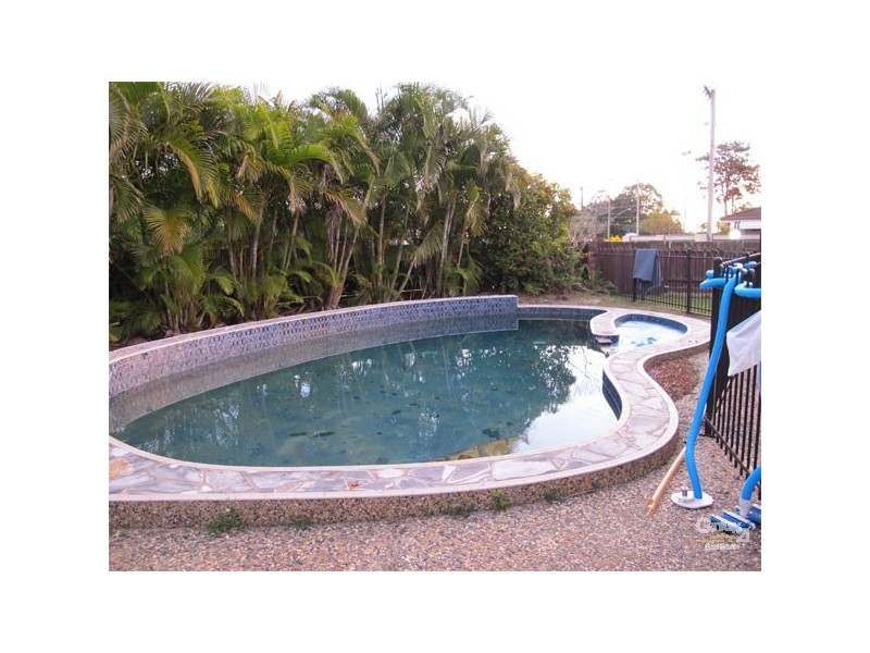 27 Shea Street, Scarborough QLD 4020