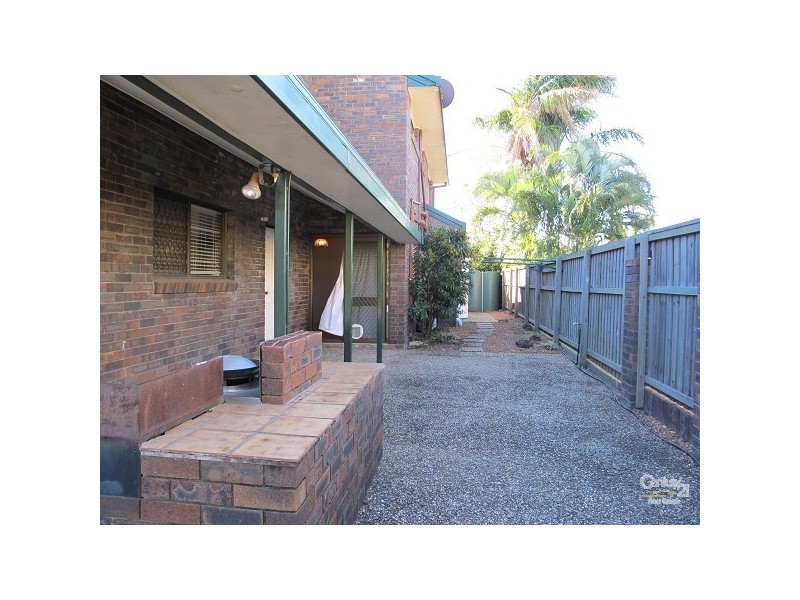 27 Shea Street, Scarborough QLD 4020