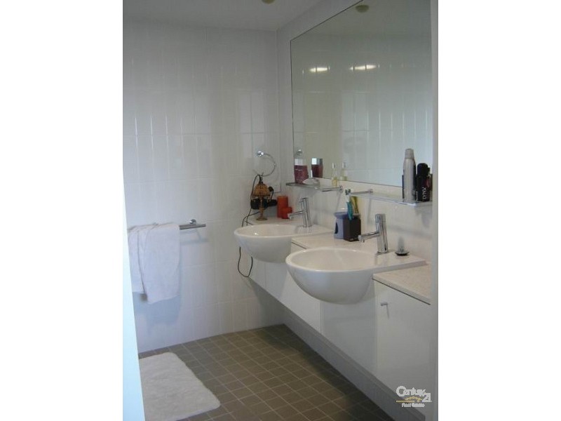 12/146 Prince Edward Parade, Scarborough QLD 4020