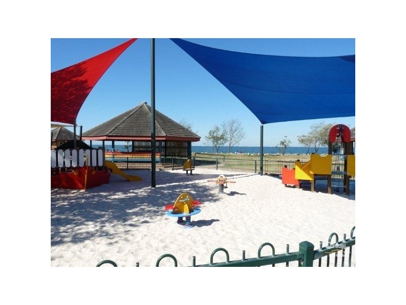 6 Ewart Street, Clontarf QLD 4019