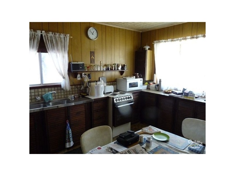 14 Crawford Street, Redcliffe QLD 4020