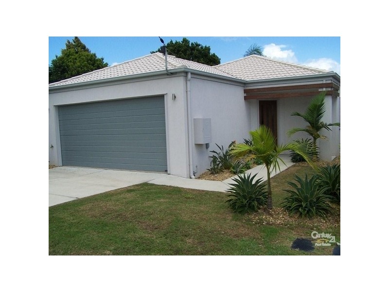 11 Westbrook Street, Woody Point QLD 4019