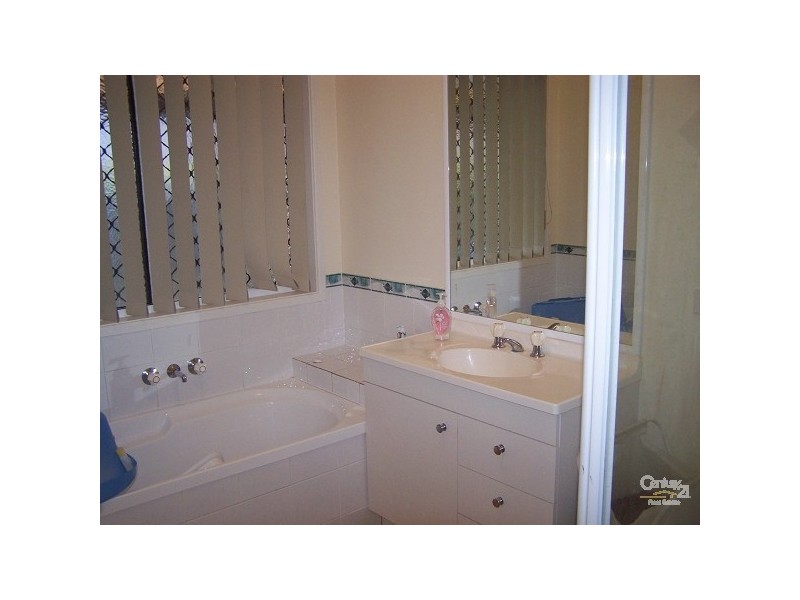 8 Delvene Court, Deception Bay QLD 4508