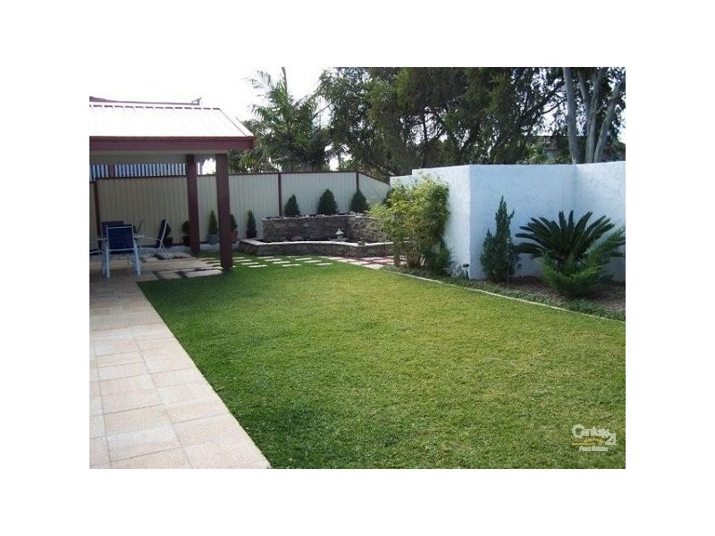 15 Canna Street, Clontarf QLD 4019