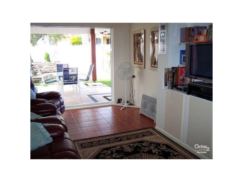 15 Canna Street, Clontarf QLD 4019