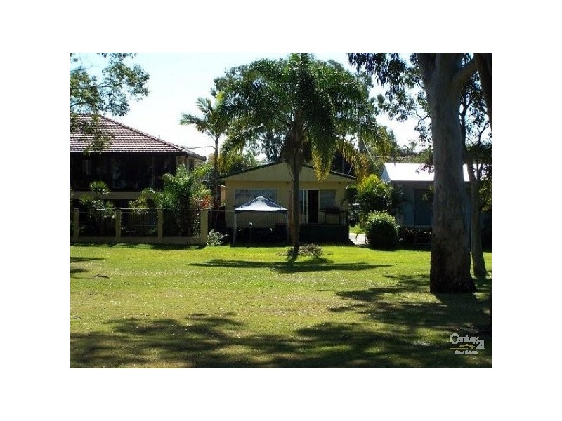 28 View Street, Woody Point QLD 4019