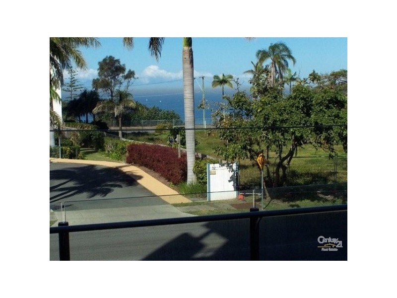 2/75 Sutton Street, Redcliffe QLD 4020