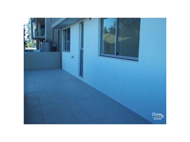 2/75 Sutton Street, Redcliffe QLD 4020