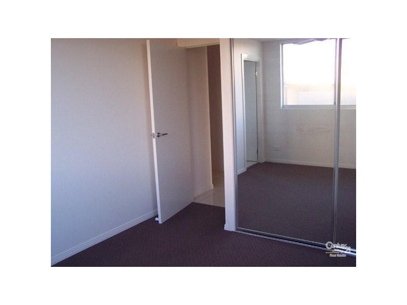 2/75 Sutton Street, Redcliffe QLD 4020