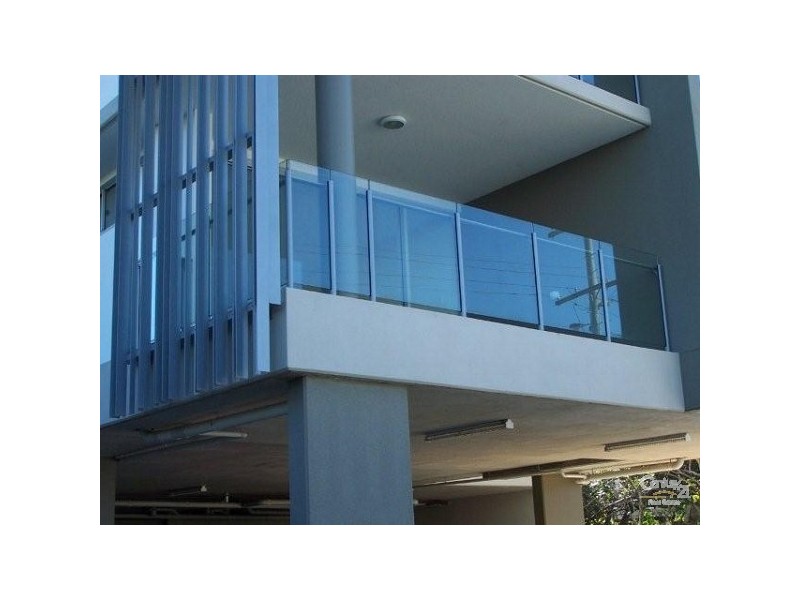 2/75 Sutton Street, Redcliffe QLD 4020