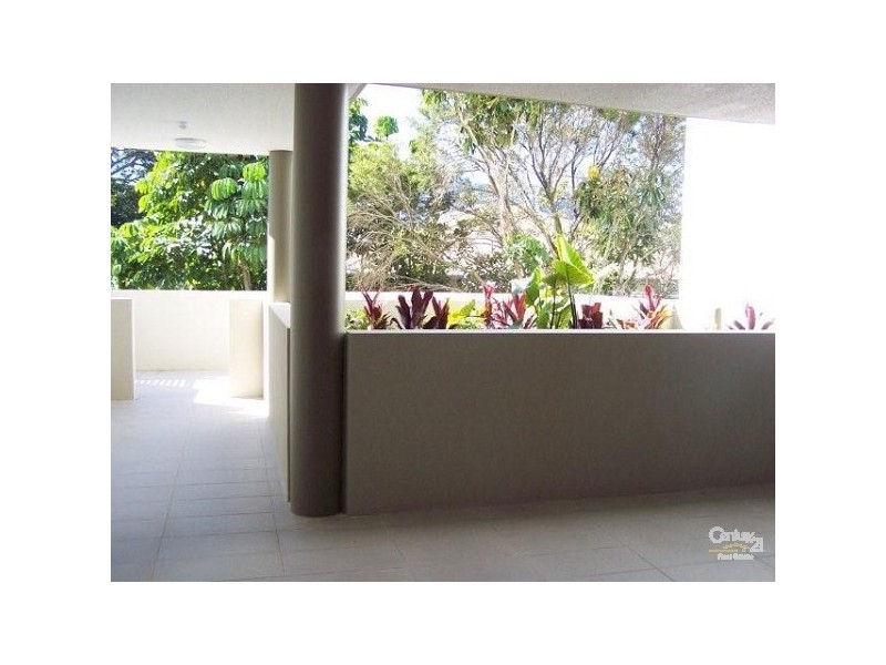 2/75 Sutton Street, Redcliffe QLD 4020