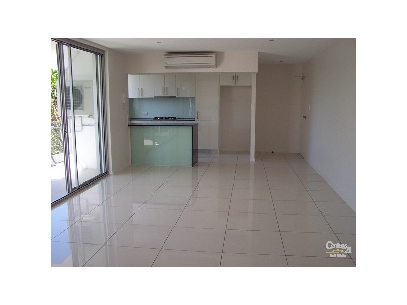 8/75 Sutton Street, Redcliffe QLD 4020