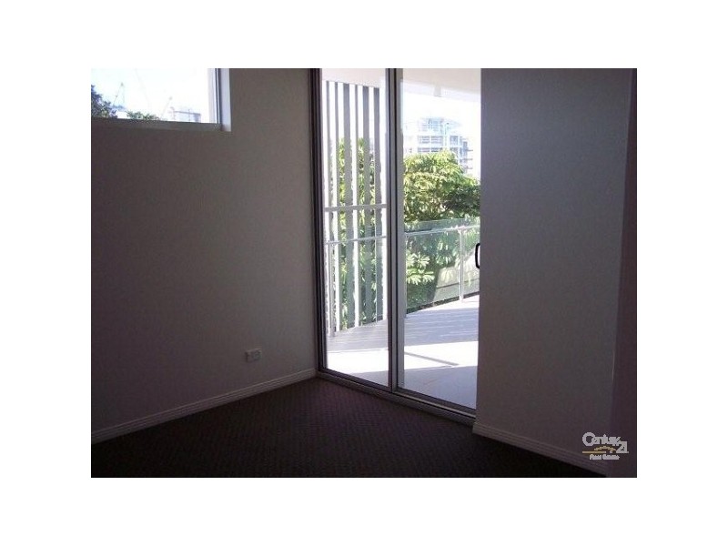 8/75 Sutton Street, Redcliffe QLD 4020