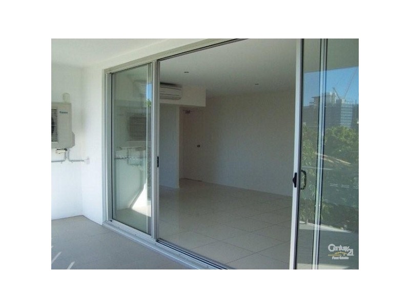 8/75 Sutton Street, Redcliffe QLD 4020