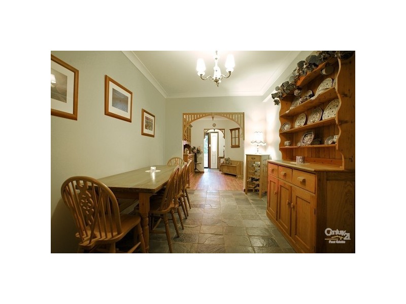 22 Redbank Road, Redcliffe QLD 4020