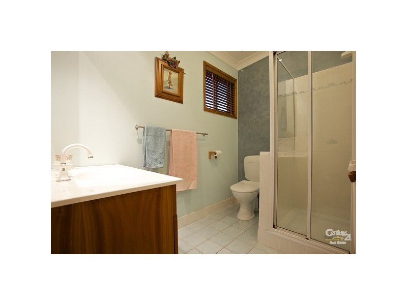 22 Redbank Road, Redcliffe QLD 4020